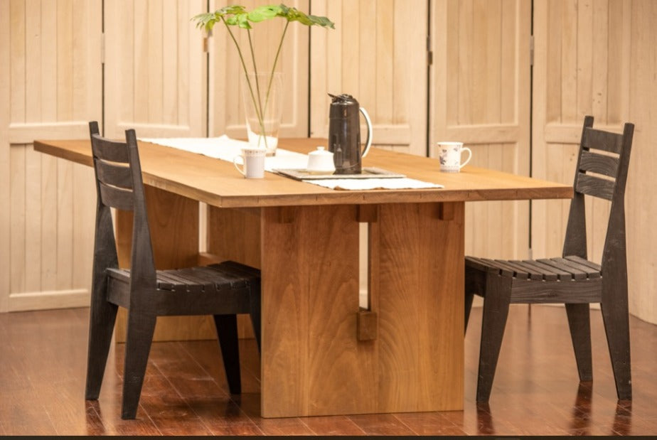 Pacamara Dining Table